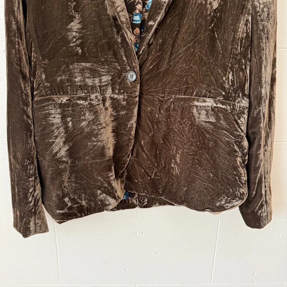 Anthropologie Cartonnier | Crushed Velvet Olive Green Blazer | Size 10 - Picture 5 of 7